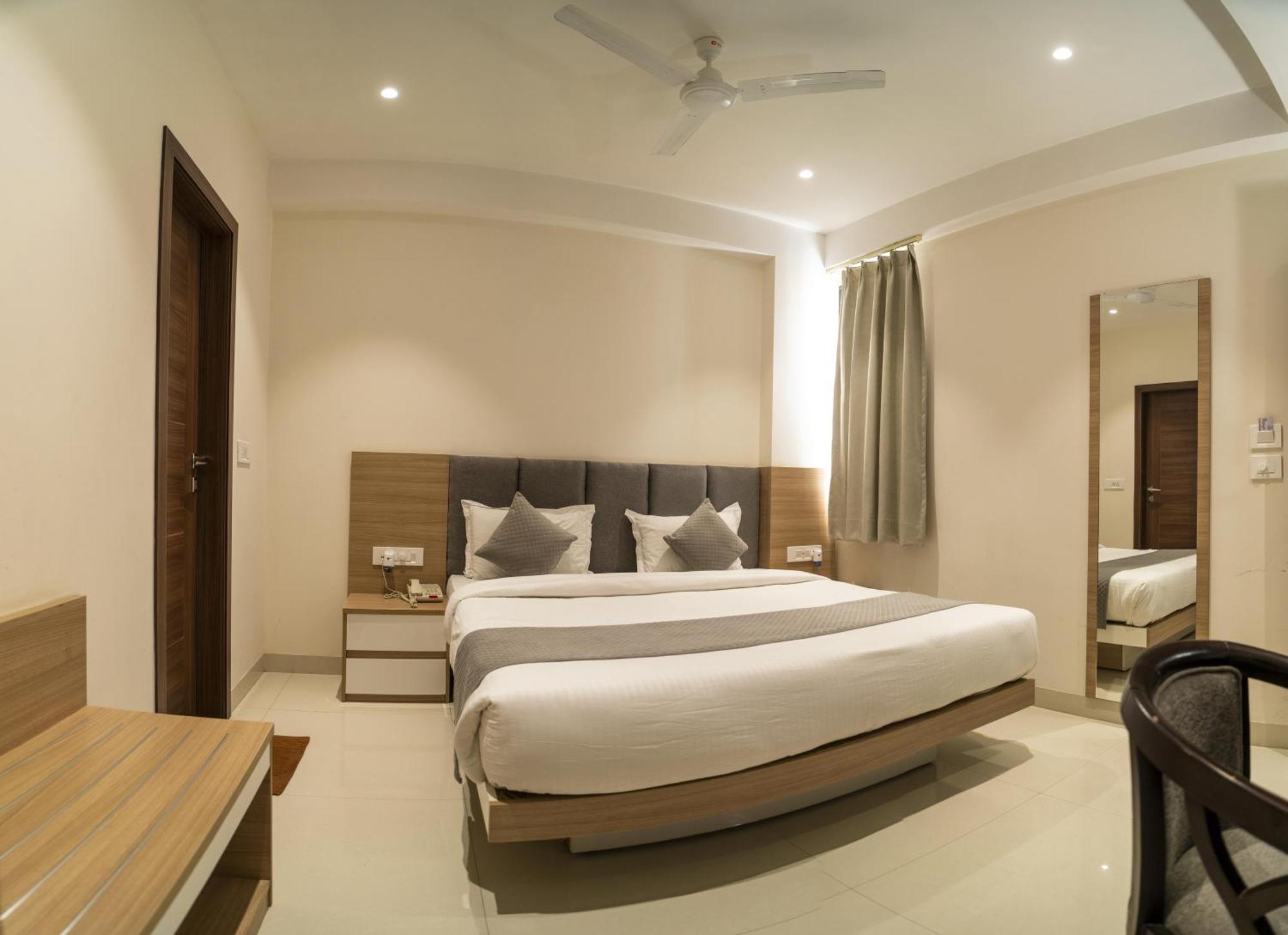 The Mangal View Residency - A Luxury Boutique Business Hotel Udajpur Exteriér fotografie