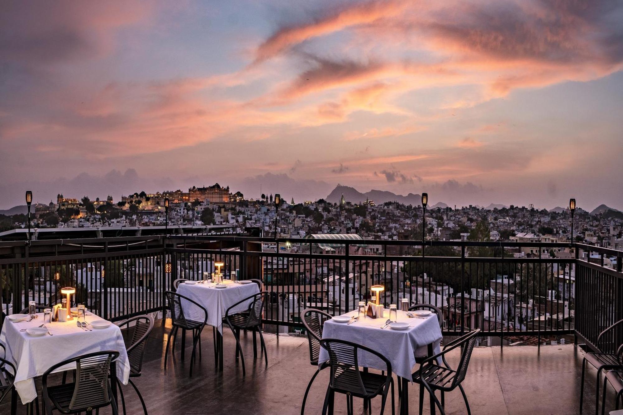 The Mangal View Residency - A Luxury Boutique Business Hotel Udajpur Exteriér fotografie
